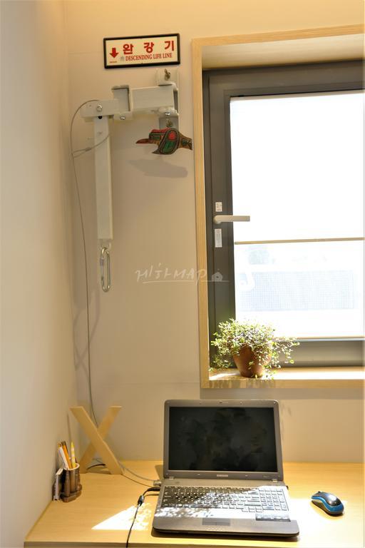 Guest House Brick เมืองเชจู ภายนอก รูปภาพ